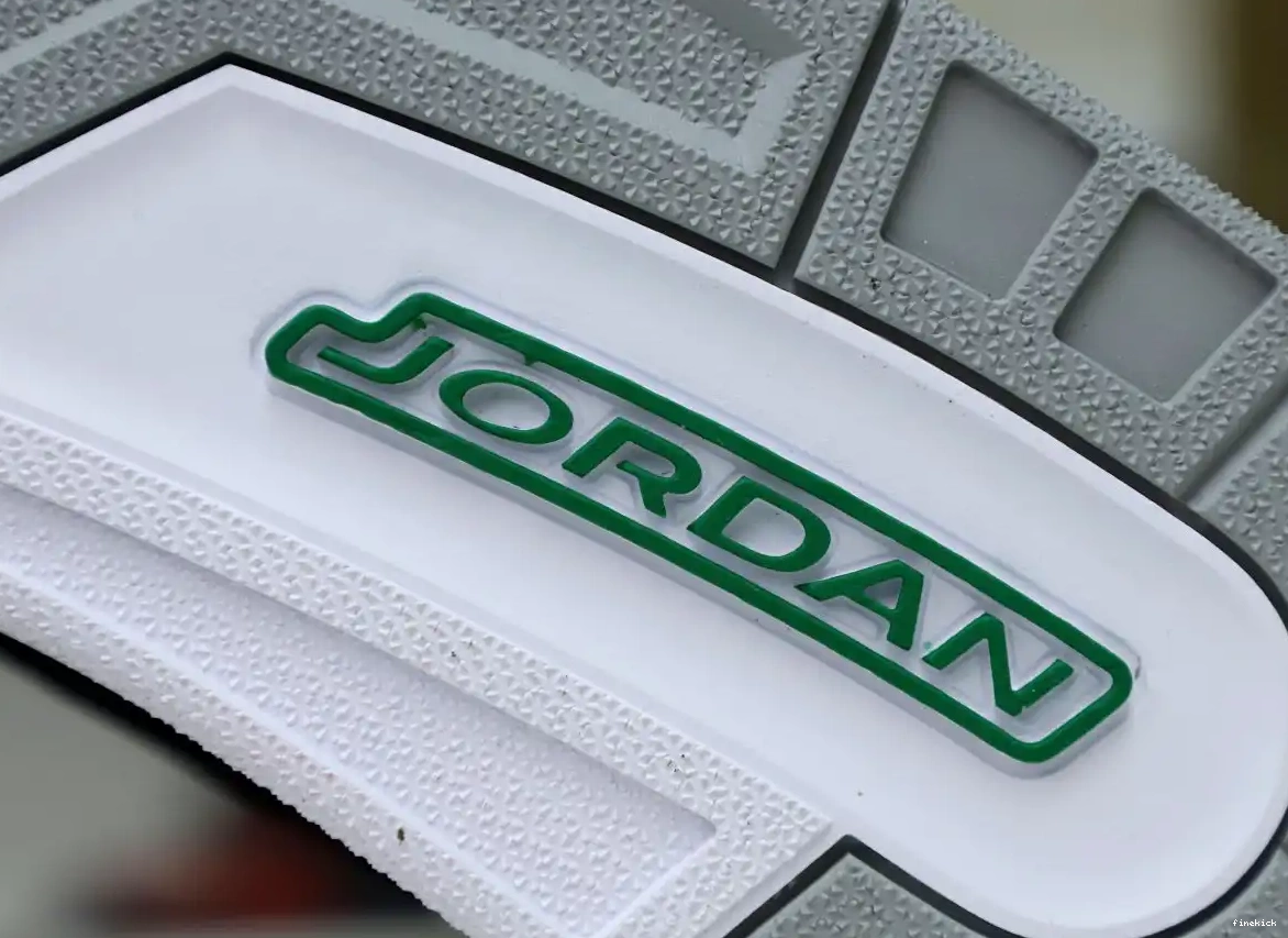 JORDAN AIR GREEN PINE 3 0426